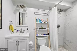 1004 11th St NE, Washington, DC 20002 - Photo 30