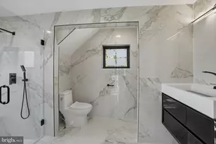 2220 Q St NW, Washington, DC 20008 - Photo 36