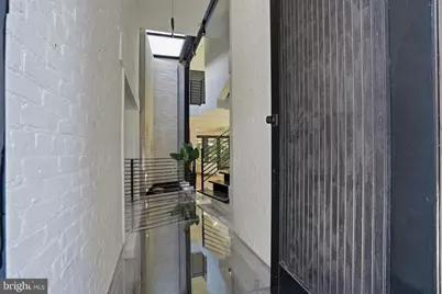 2220 Q Street NW, Washington, DC 20008 - Photo 2