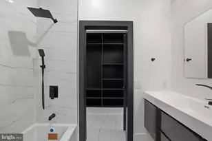 2220 Q St NW, Washington, DC 20008 - Photo 28