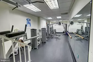 4201 Cathedral Ave NW, Washington, DC 20016 - Photo 44