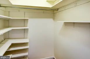 4201 Cathedral Ave NW, Washington, DC 20016 - Photo 12