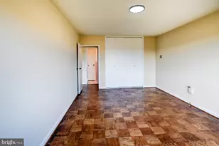 4201 Cathedral Ave NW, Washington, DC 20016 - Photo 32
