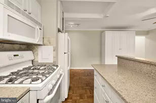 2130 N St NW, Washington, DC 20037 - Photo 22