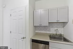 1226 F St NE, Washington, DC 20002 - Photo 10