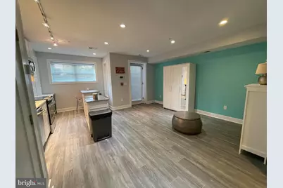 1209 G Street SE #2, Washington, DC 20003 - Photo 2
