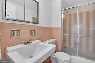 2475 Virginia Ave NW, Washington, DC 20037 - Photo 8