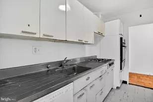 2475 Virginia Ave NW, Washington, DC 20037 - Photo 12