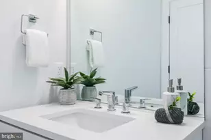 1015 O St NW, Washington, DC 20001 - Photo 22