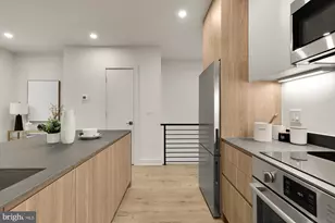 2647 41st St NW, Washington, DC 20007 - Photo 8