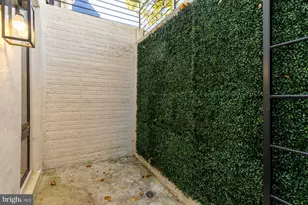 2647 41st St NW, Washington, DC 20007 - Photo 22