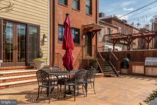 761 10th St SE, Washington, DC 20003 - Photo 54