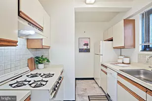 3601 Wisconsin Ave NW, Washington, DC 20016 - Photo 6