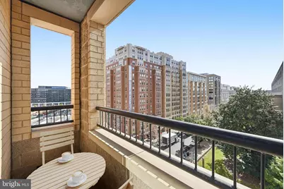 400 Massachusetts Avenue NW #719, Washington, DC 20001 - Photo 10