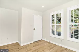 300 49th St NE, Washington, DC 20019 - Photo 4