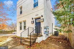 300 49th St NE, Washington, DC 20019 - Photo 52