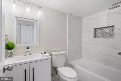 715 Longfellow Street NW, Washington, DC 20011 - Photo 14