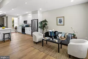 715 Longfellow St NW, Washington, DC 20011 - Photo 2