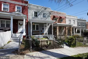 421 Longfellow St NW, Washington, DC 20011 - Photo 48