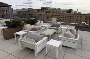 1 Scott Cir NW, Washington, DC 20036 - Photo 34