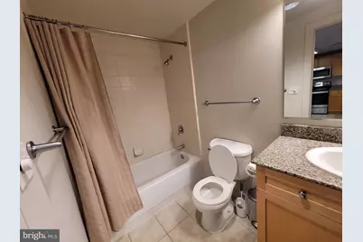 777 7th Street NW #1003, Washington, DC 20001 - Photo 8