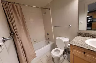 777 7th St NW, Washington, DC 20001 - Photo 8