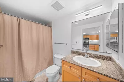 777 7th Street NW #1003, Washington, DC 20001 - Photo 18