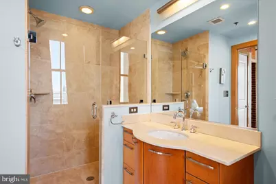 916 G Street NW #803, Washington, DC 20001 - Photo 20