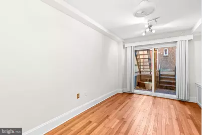 812 E Street SE, Washington, DC 20003 - Photo 32