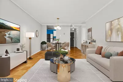 4555 Macarthur Boulevard NW #202, Washington, DC 20007 - Photo 1