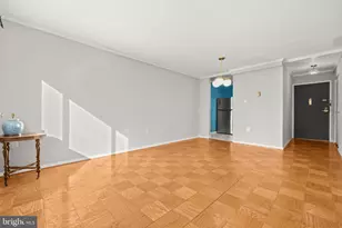 4555 MacArthur Blvd NW, Washington, DC 20007 - Photo 6