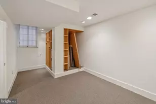 2012 R St NW, Washington, DC 20009 - Photo 20