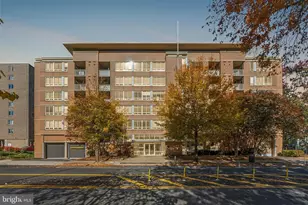 355 I Street SW, Washington, DC 20024 - Photo 2