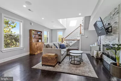 1501 1st Street NW #2, Washington, DC 20001 - Photo 2