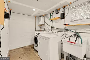 215 Hawaii Ave NE, Washington, DC 20011 - Photo 42