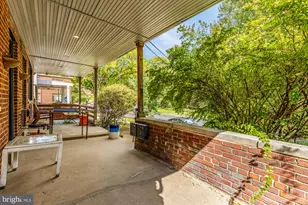 215 Hawaii Ave NE, Washington, DC 20011 - Photo 4