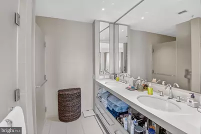 920 I Street NW #411, Washington, DC 20001 - Photo 16