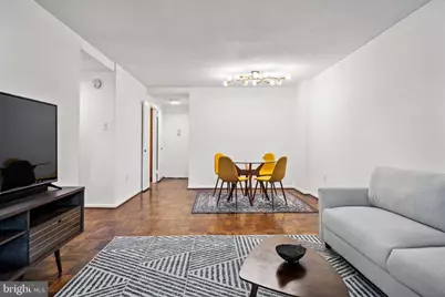 700 7th Street SW #110, Washington, DC 20024 - Photo 6