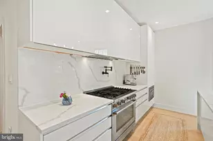 2100 4th St NE, Washington, DC 20002 - Photo 12