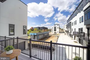 61 Lower Service Ct NW, Washington, DC 20001 - Photo 16