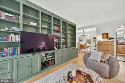 3811 39th Street NW #D88, Washington, DC 20016 - Photo 2