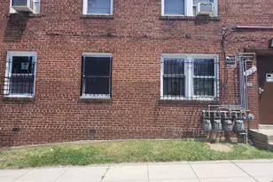 935 48th Pl NE, Washington, DC 20019 - Photo 1