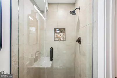 1704 Independence Avenue SE, Washington, DC 20003 - Photo 36