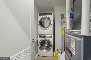 1201 Kenyon St NW, Washington, DC 20010 - Photo 28