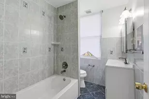 227 Hawaii Ave NE, Washington, DC 20011 - Photo 16