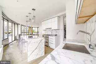 2500 Virginia Ave NW, Washington, DC 20037 - Photo 16