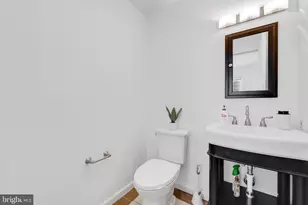 2 Knox Cir SE, Washington, DC 20020 - Photo 14