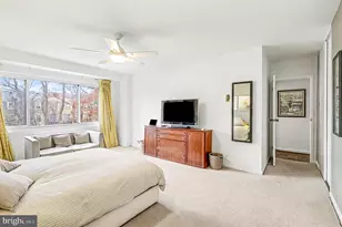 4201 Cathedral Ave NW, Washington, DC 20016 - Photo 22