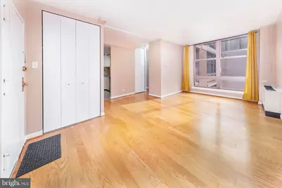 1260 21st Street NW #1004, Washington, DC 20036 - Photo 4