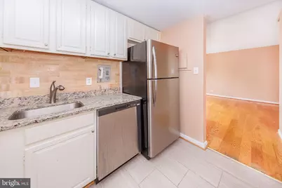 1260 21st Street NW #1004, Washington, DC 20036 - Photo 8